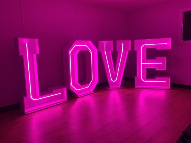 4ft White Neon Love Letters Hire