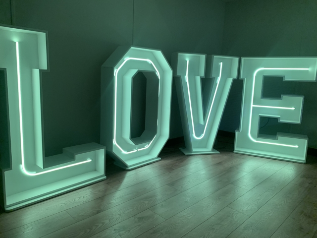 4ft White Neon Love Letters Hire
